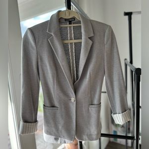 Grey blazer